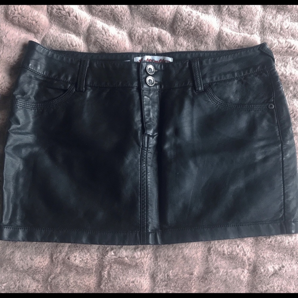Leather skirt